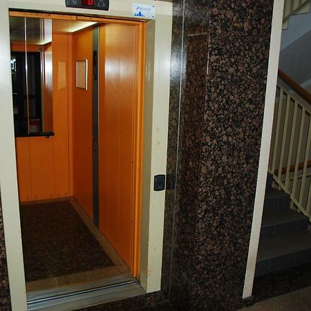 Kasztanowa Apartament Warsawa Bagian luar foto